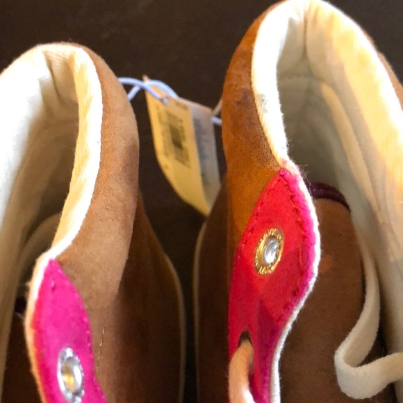 Girls Hightop Sneaker - Picture 5 of 6